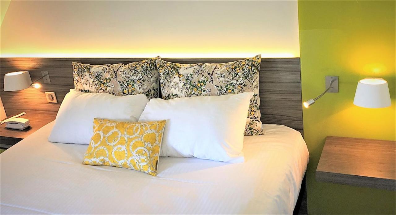 Logis Hotel & Restaurant Les Mouettes - Larmor Plage, Proche De Lorient ภายนอก รูปภาพ
