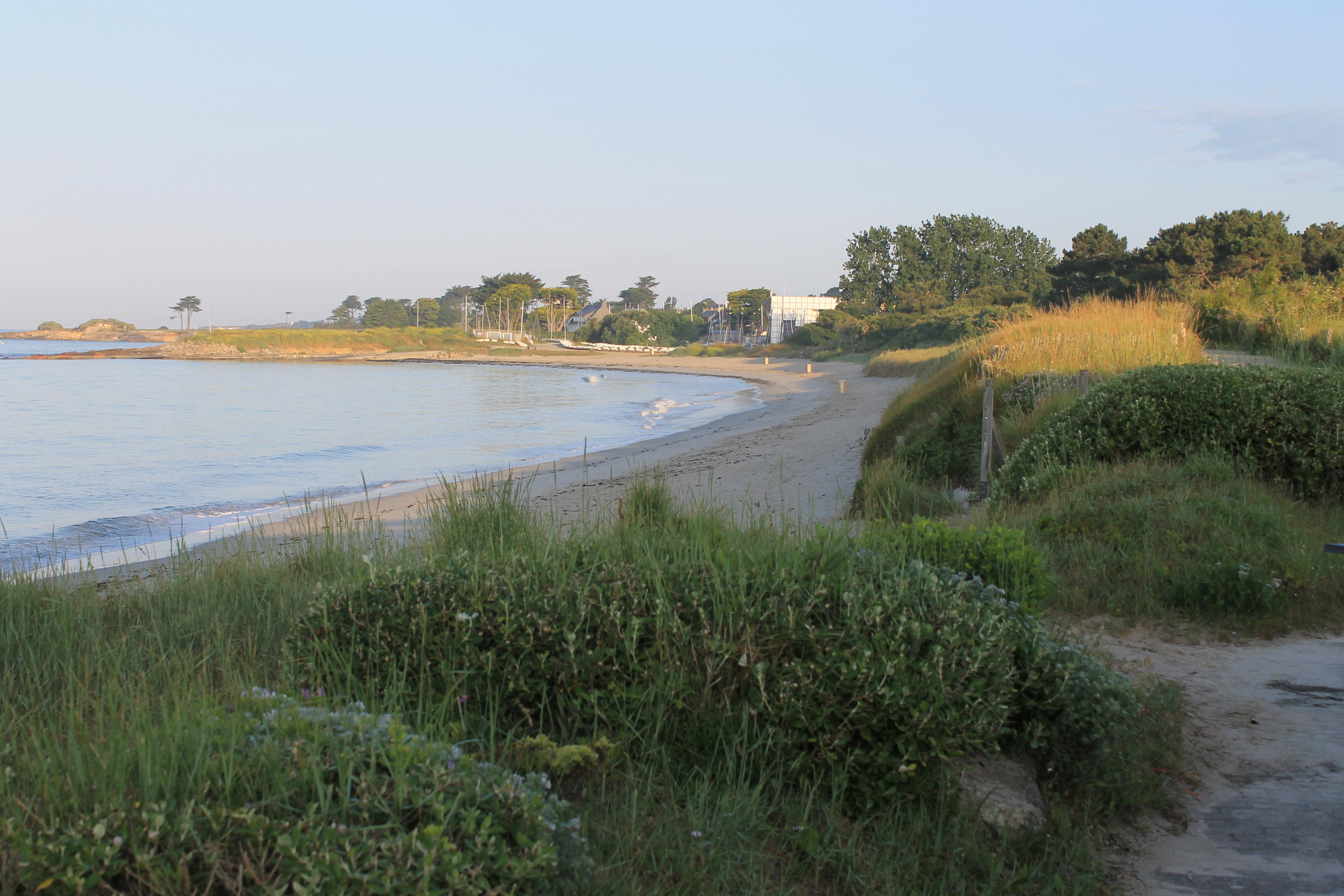 Logis Hotel & Restaurant Les Mouettes - Larmor Plage, Proche De Lorient ภายนอก รูปภาพ
