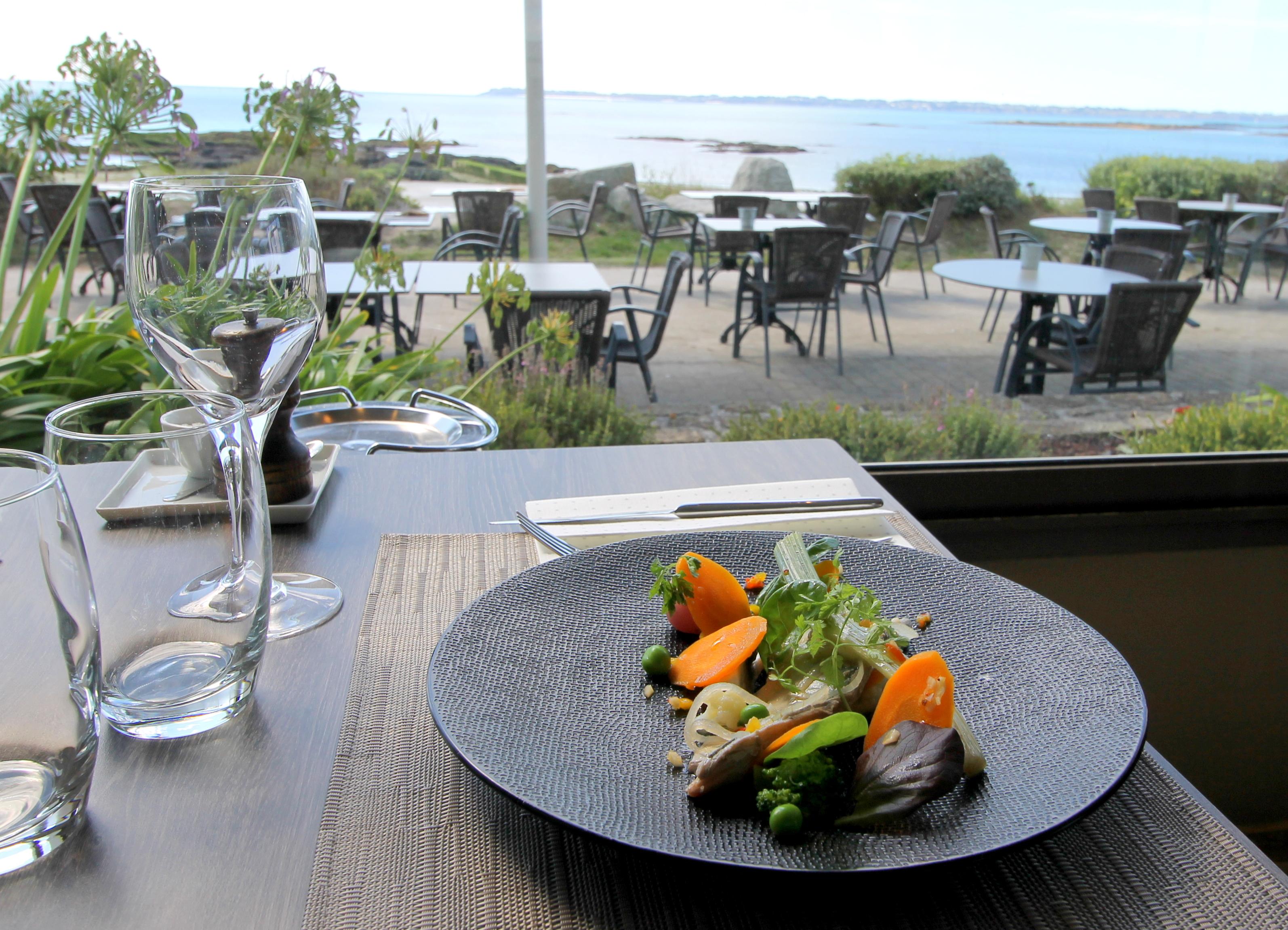 Logis Hotel & Restaurant Les Mouettes - Larmor Plage, Proche De Lorient ภายนอก รูปภาพ