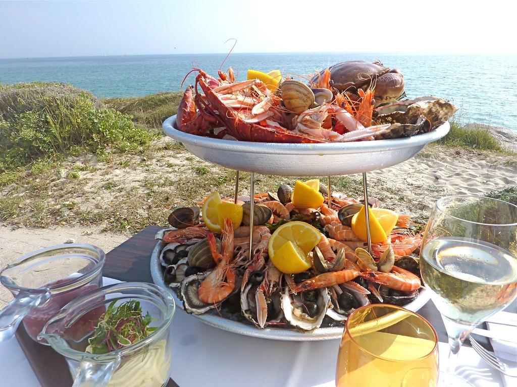 Logis Hotel & Restaurant Les Mouettes - Larmor Plage, Proche De Lorient ภายนอก รูปภาพ