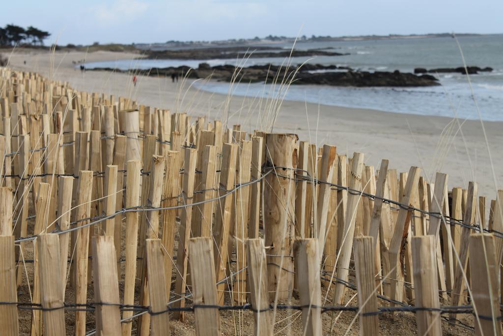Logis Hotel & Restaurant Les Mouettes - Larmor Plage, Proche De Lorient ภายนอก รูปภาพ