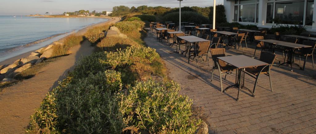 Logis Hotel & Restaurant Les Mouettes - Larmor Plage, Proche De Lorient ภายนอก รูปภาพ